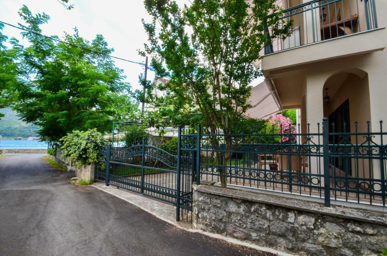 Apartment Radulovic Kotor Exterior foto